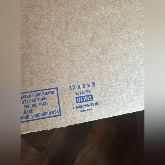 22 Shipping Boxes - Picture 3 of 4